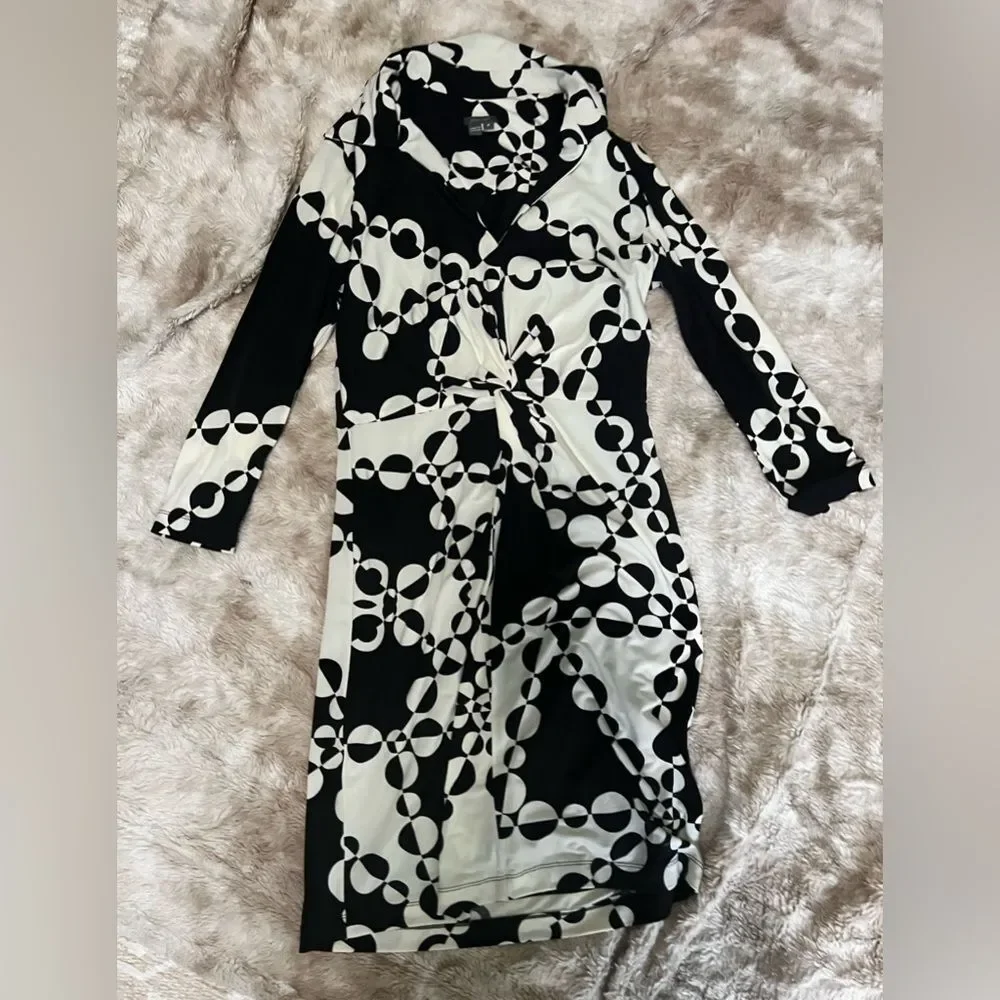 Retro Dress - Picture 1 of 4